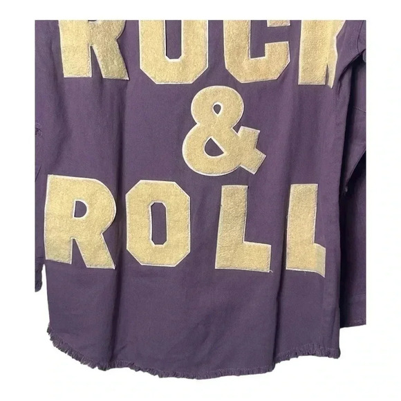 0636. J.NNA JEAN‎ JACKET LAVENDER IN COLOR WITH “ROCK AND ROLL” LETTER JACKET - Picture 11 of 11